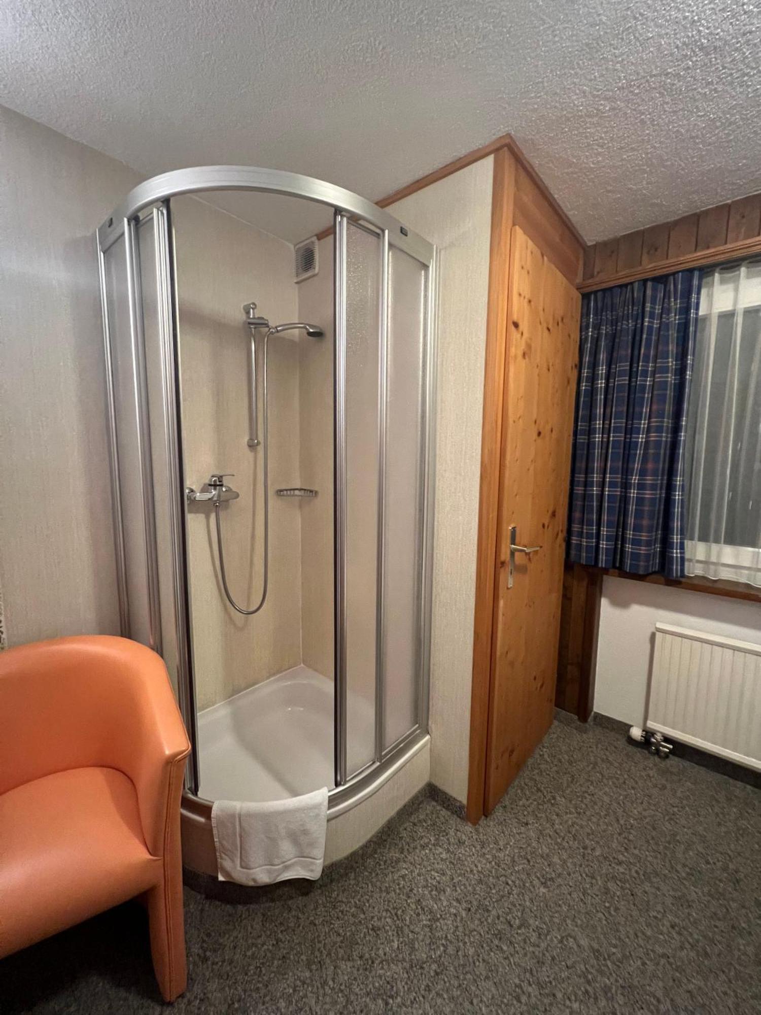 Romantic Room With Private Bathroom Saas im Prattigau 외부 사진